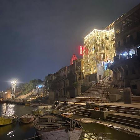 Hotel Sita Palace On Heritage Ghats Of Benaras Варанаси Екстериор снимка