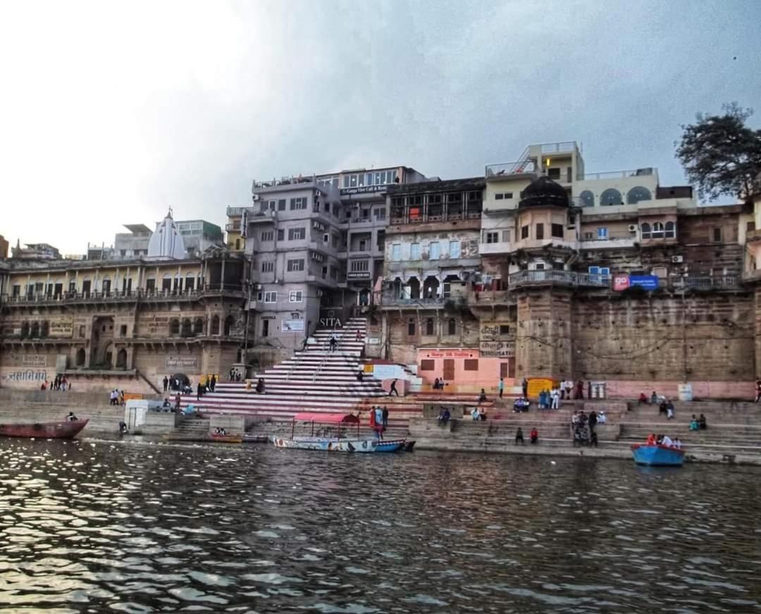Hotel Sita Palace On Heritage Ghats Of Benaras Варанаси Екстериор снимка