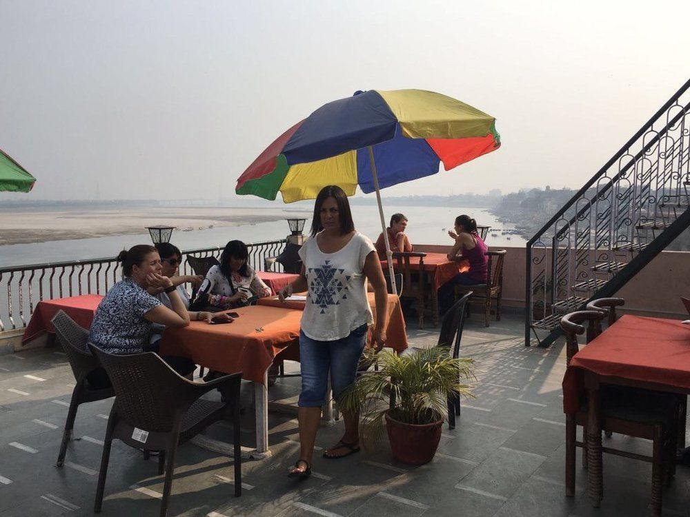 Hotel Sita Palace On Heritage Ghats Of Benaras Варанаси Екстериор снимка