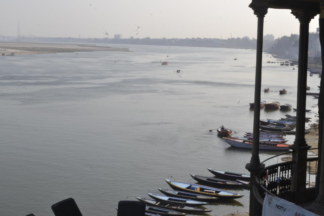 Hotel Sita Palace On Heritage Ghats Of Benaras Варанаси Екстериор снимка