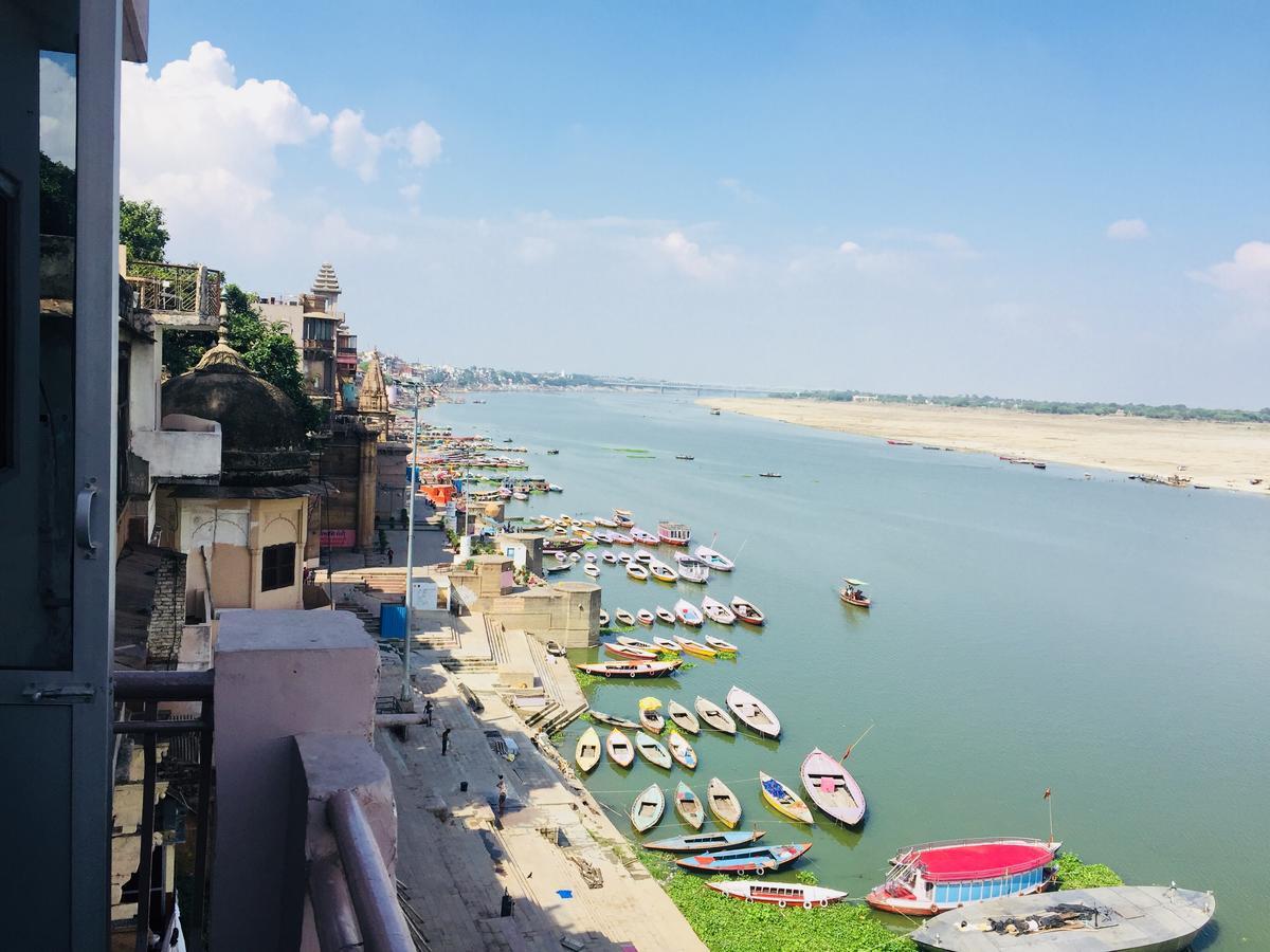 Hotel Sita Palace On Heritage Ghats Of Benaras Варанаси Екстериор снимка